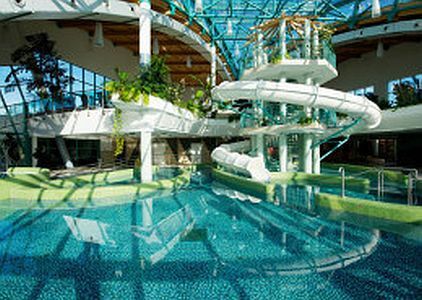 Esztergom 4* Portobello Yacht Hotelでウェルネス週末を割引