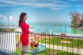 Hotel Yacht Wellness Siofok 4* Panoramiczny pokój hotelowy w Siofok