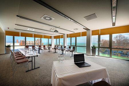 Salle de réunion et salle de conférence à Siofok