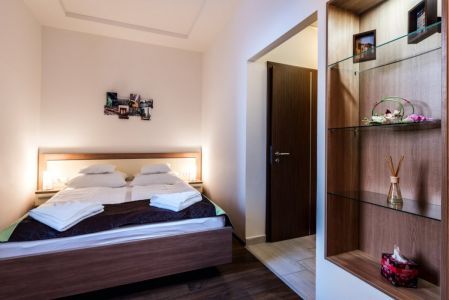 Garzon Plaza Hotel Gyor - Billiga hotellrum i lägenhet Plaza hotell i Gyor