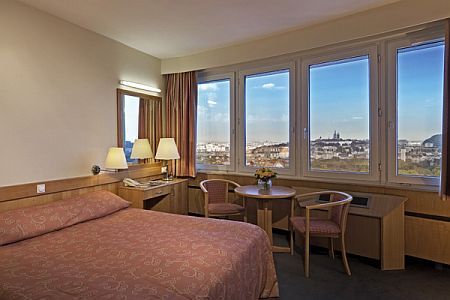 ダブルル―ム、Hotel Budapest****