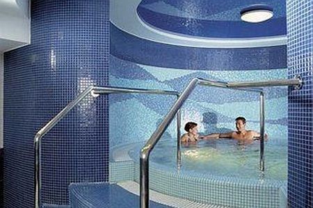 Novotel Centrum Budapest - jacuzzi dla gości hotelowych