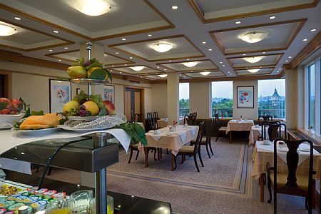 Hotel Isla Margarita - Spa Termale Hotel Margitsziget - Budapest - meeting room - Hungría
