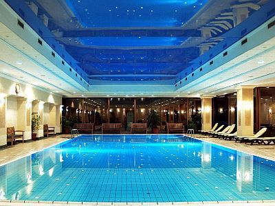 Health Spa Resort Hotell Margitsziget - bad på Margaretön i Budapest