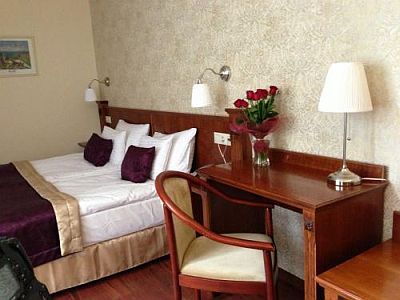 Hotel Gold Wine & Dine - chambre d'hôtel à prix favorable près du Pont Elisabeth