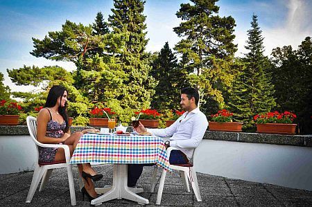 Terrace in Hotel Lover - Hotel Lover in Sopron surrounded by forest
